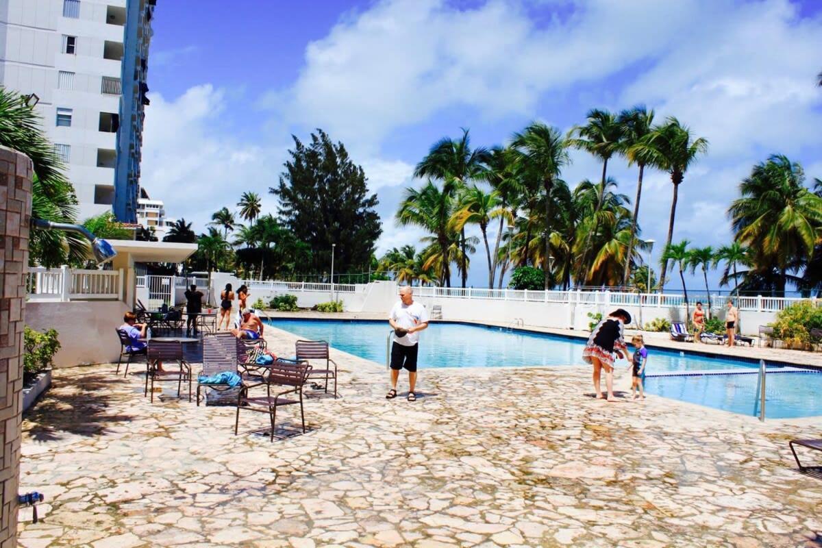 2Br Gem Ocean Front Building Isla Verde Beach 산후안 외부 사진