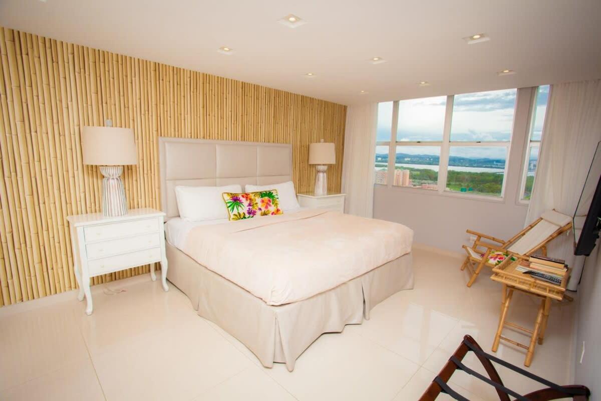 2Br Gem Ocean Front Building Isla Verde Beach 산후안 외부 사진